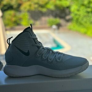 Nike Hyperdunk X TB Wolf Grey Rare Basketball Shoes